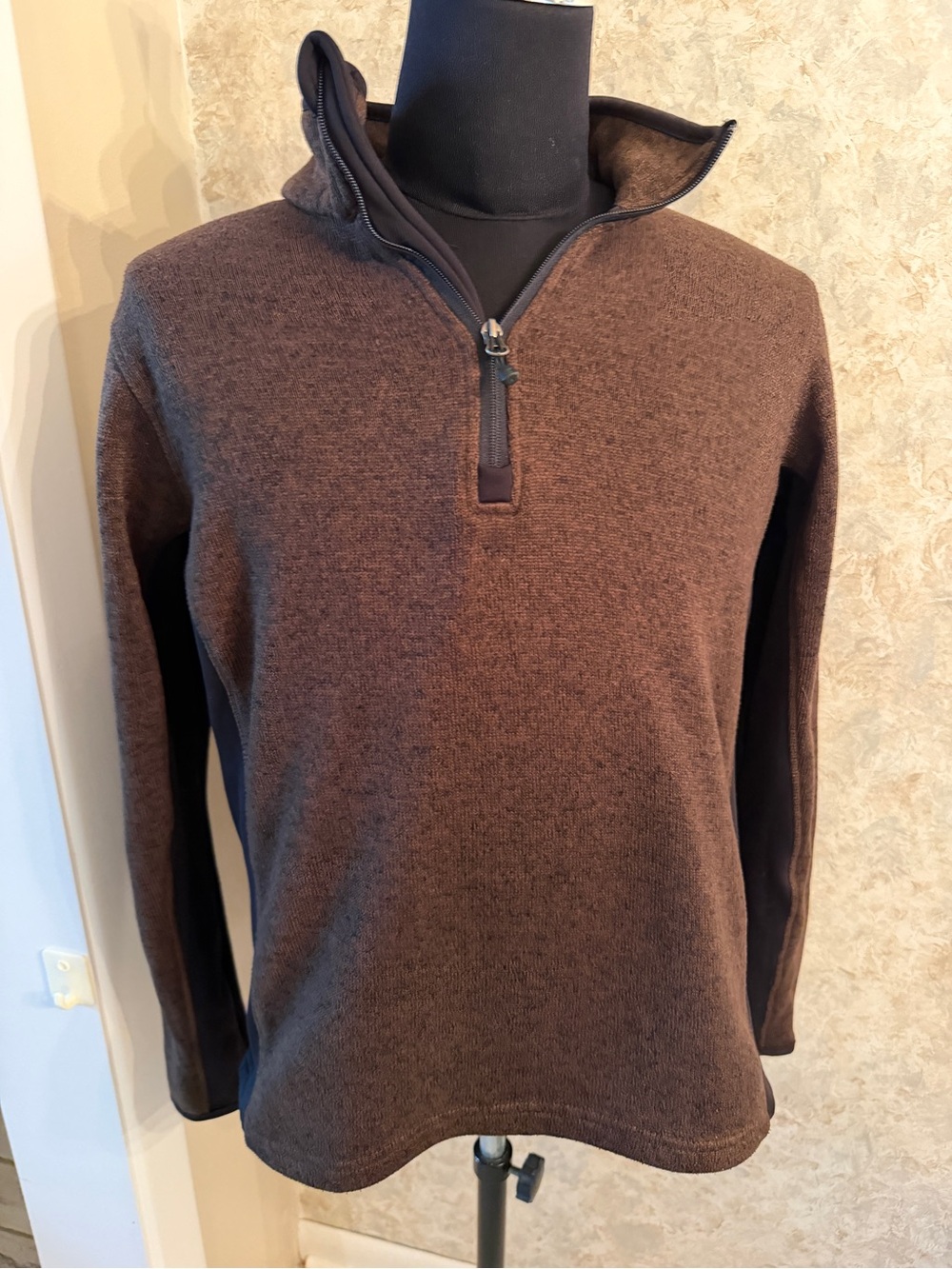 Avalanche Men's Brown Quarter-Zip Pullover Sweater